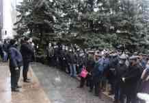 «Это чистейшей воды враньё!», – упрекнул Романа Каптелова  Николай Пономарчук, защищая  шахтеров-инвалидов