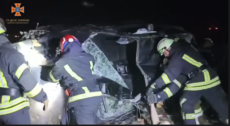 Пасажир «ВАЗу» загинув на місці, а водій втік