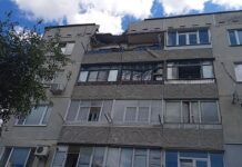 На балконі квартири в Павлограді лежала частина ракети, що не вибухнула, – розповів постраждалий під час нічної атаки